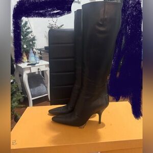 Tod's Sleek Black Heeled Boots